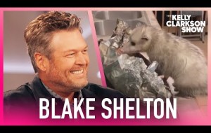 Blake Shelton Made Friends With A Possum—See The Videos!