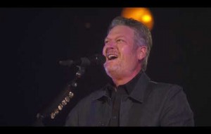 Blake Shelton - Happy Anywhere (Live in Los Angeles)